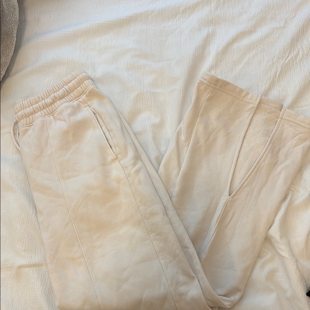 Abercrombie & Fitch Soft Cream Pants